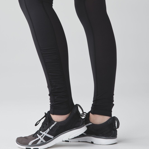 Lululemon Speed Tight IV in Black size 6 NWT - Picture 2 of 10